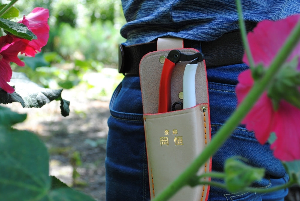 Okatsune 108 Leather holster Med