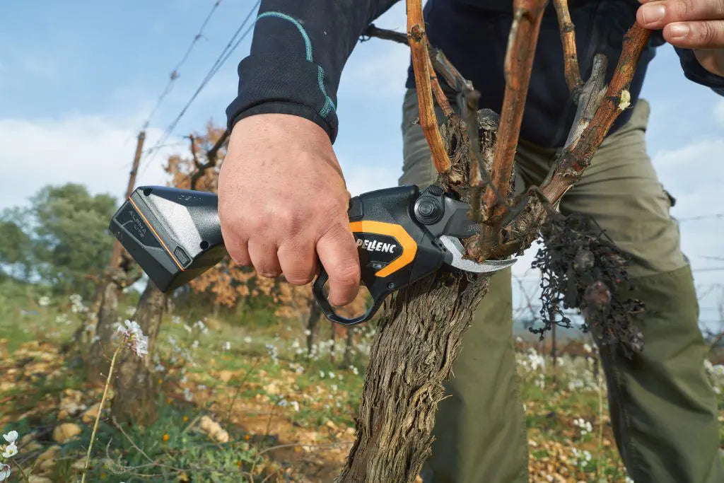 Pellenc Cordless Vine Pruning Shears Model C3X    "NEW MODEL"
