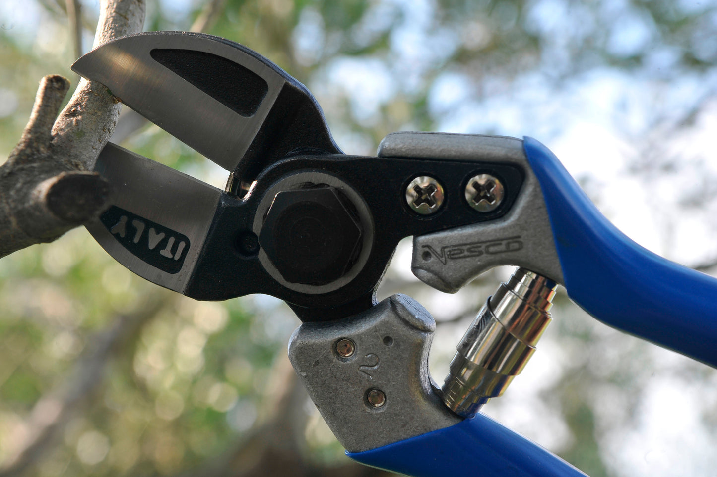 VESCO A2 Double Cut Pruning Shears (Size ML)